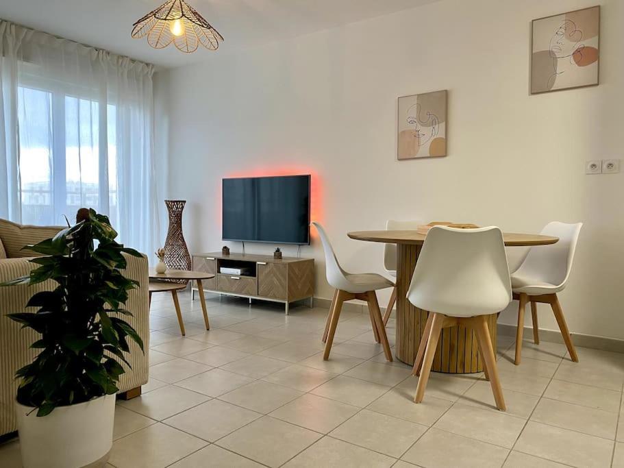 "Haven" Appartement Saint-Priest  Buitenkant foto