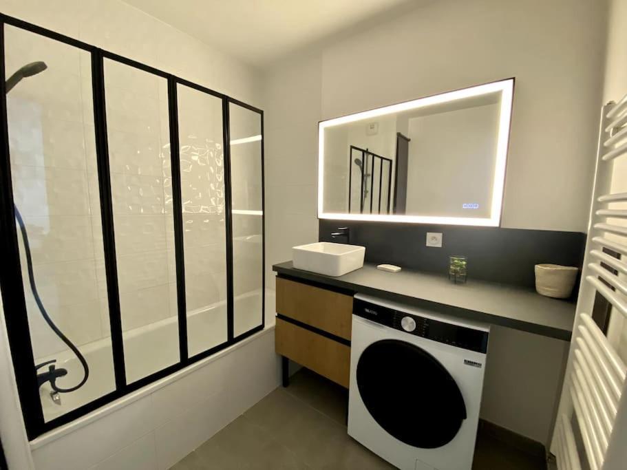 "Haven" Appartement Saint-Priest  Buitenkant foto