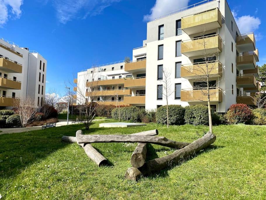 "Haven" Appartement Saint-Priest  Buitenkant foto